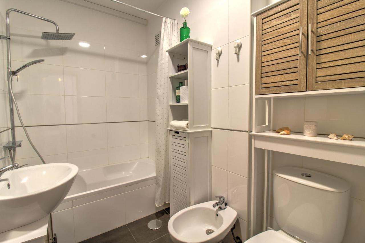 Center Location, Ac, Swimming Pool, And Parking Διαμέρισμα Olhão Εξωτερικό φωτογραφία